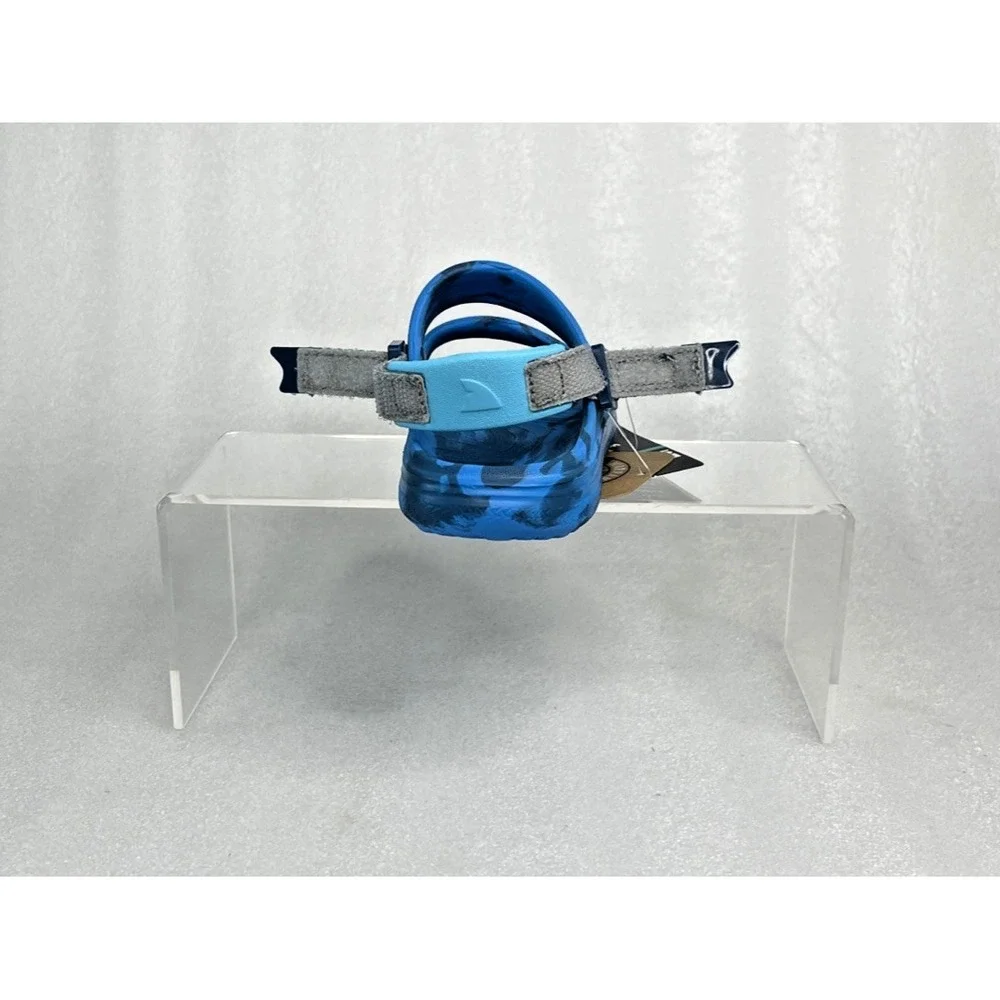 Rugged Shark Adventure Trail Blue Sandals Floatable Washable Boys Size 7 NEW